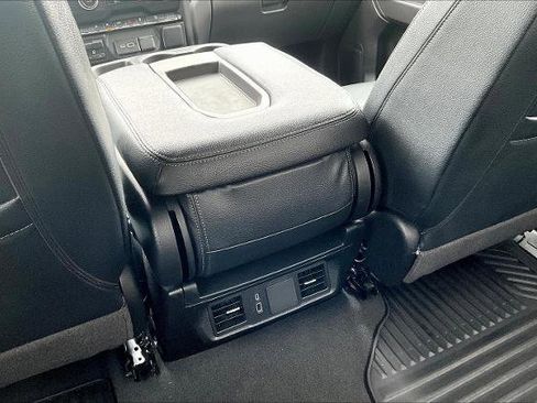 Used 2024 Chevrolet Silverado 1500 Custom Trail Boss image 11