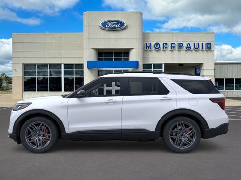 New 2026 Ford Explorer ST-Line w/ ST-Line Street Pack image 3