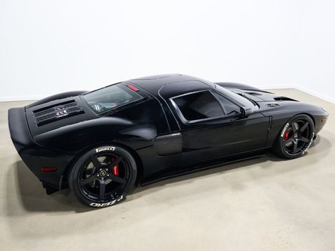 Used 2006 Ford GT RWD image 80