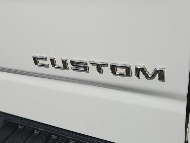 Used 2022 Chevrolet Silverado 1500 Custom RWD image 9