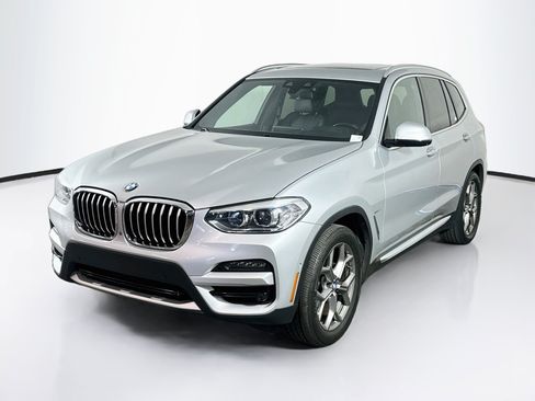 Used 2021 BMW X3 sDrive30i w/ Convenience Package RWD image 3