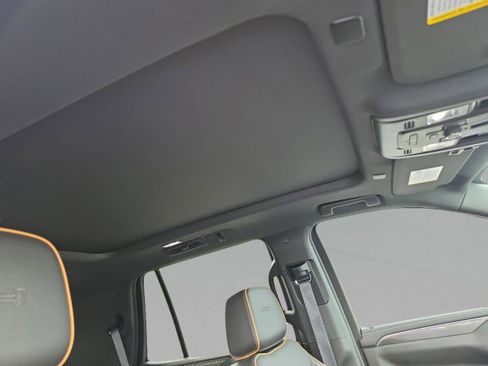 Used 2023 GMC Yukon AT4 AWD/4WD image 30