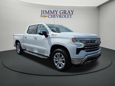 New 2026 Chevrolet Silverado 1500 LTZ w/ Technology Package AWD/4WD image 7
