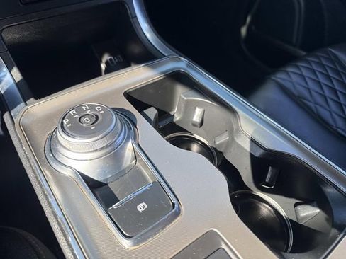 Used 2023 Ford Edge Titanium image 28