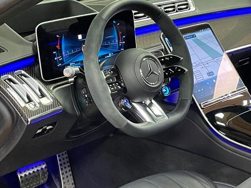 Used 2024 Mercedes-Benz S 63 AMG S image 18