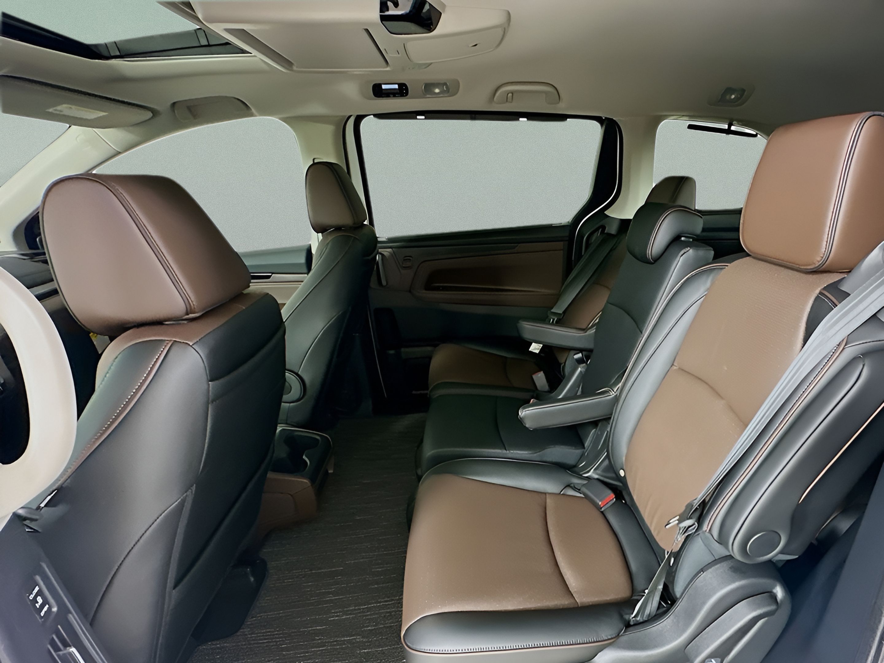New 2026 Honda Odyssey Elite image 24
