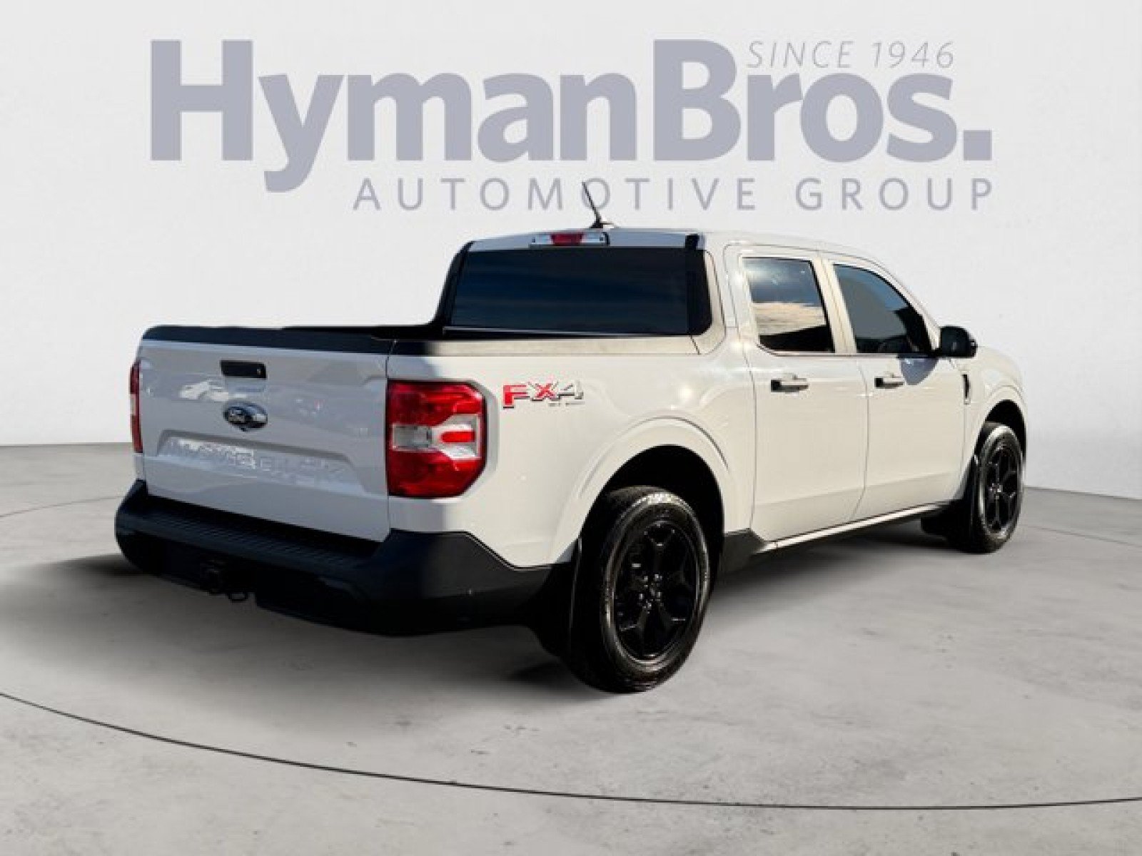Used 2024 Ford Maverick XLT w/ XLT Luxury Package AWD/4WD image 3