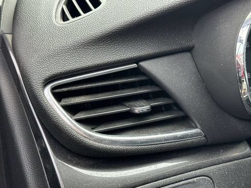 Used 2018 Buick Encore Preferred FWD image 3