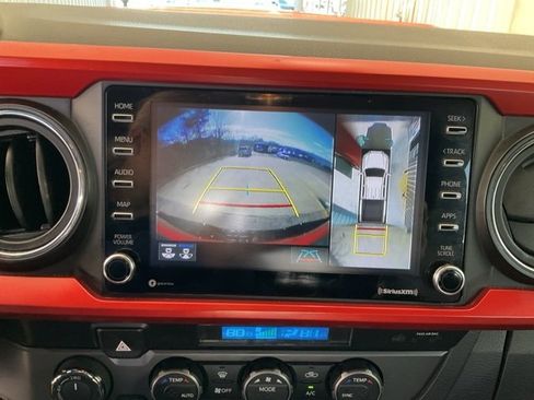 Used 2021 Toyota Tacoma TRD Sport w/ Advanced Technology Package image 14