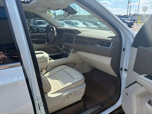 Used 2024 GMC Yukon Denali AWD/4WD image 49