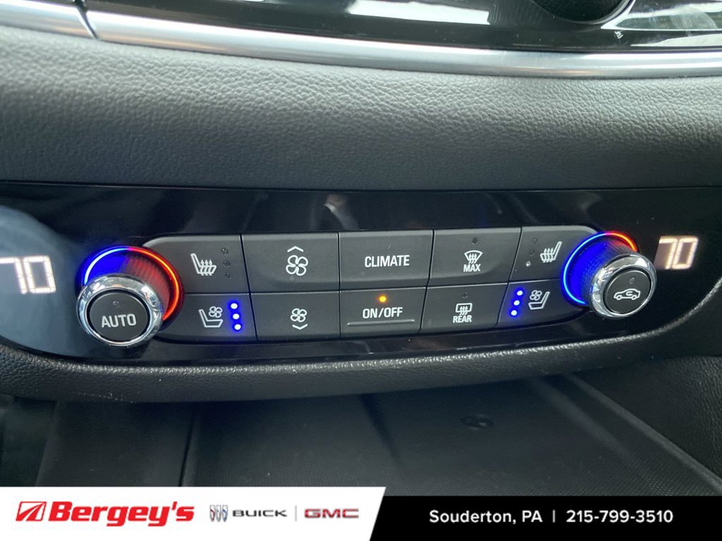 Certified 2021 Buick Enclave Avenir w/ Avenir Technology Package AWD/4WD image 40