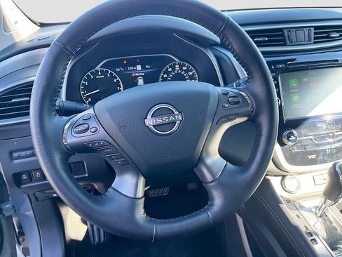 Used 2024 Nissan Murano SL FWD image 11