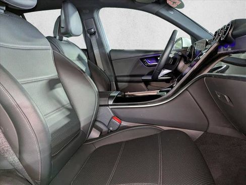 Certified 2025 Mercedes-Benz GLC 300 image 22