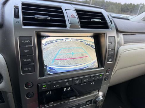 Used 2019 Lexus GX 460 Premium image 11