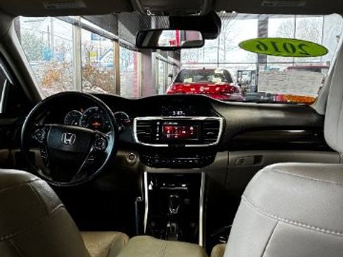 Used 2016 Honda Accord EX-L image 31