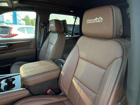 New 2026 Chevrolet Tahoe High Country AWD/4WD image 15