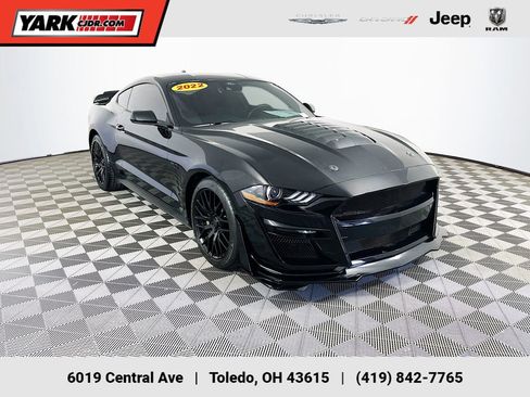Used 2022 Ford Mustang GT RWD image 1
