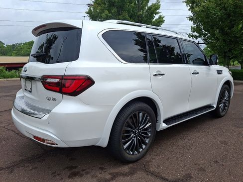 Certified 2023 INFINITI QX80 Premium Select w/ Cargo Package AWD/4WD image 6