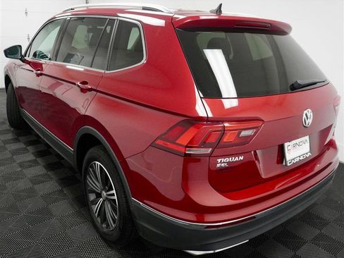 Used 2018 Volkswagen Tiguan SEL image 6