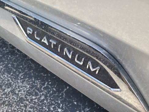 Used 2025 Toyota Tundra Platinum AWD/4WD image 10