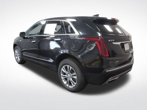 Certified 2023 Cadillac XT5 Premium Luxury AWD/4WD image 3