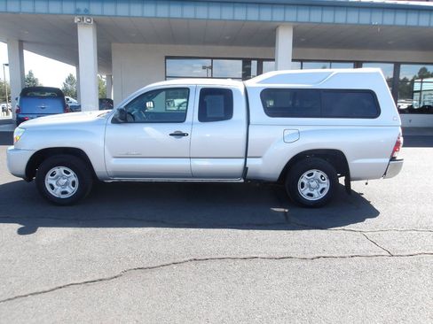 Used 2010 Toyota Tacoma 2WD Access Cab w/ SR5 Pkg #2 image 2