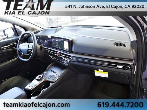 New 2026 Kia Sportage SX Prestige AWD/4WD image 11