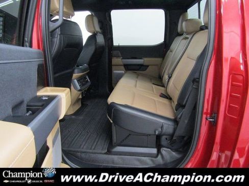 Used 2024 Ford F250 Lariat image 27