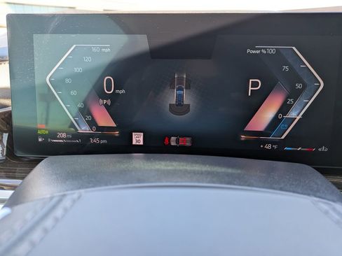 Used 2024 BMW X7 xDrive40i w/ Premium Package AWD/4WD image 17