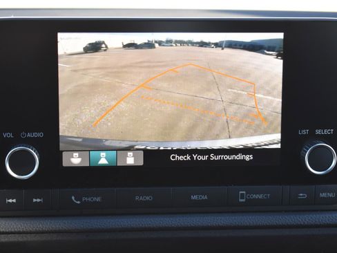 Used 2023 Honda CR-V Sport image 5