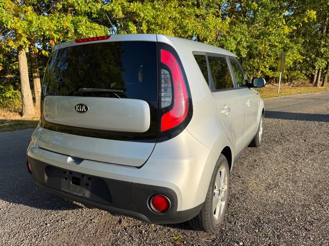 Used 2018 Kia Soul FWD image 4