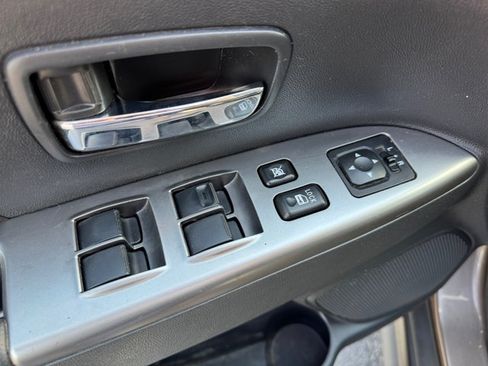Used 2018 Mitsubishi Outlander Sport ES AWD/4WD image 20