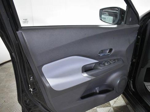 Certified 2024 Nissan Kicks SR w/ SR Premium Package image 7