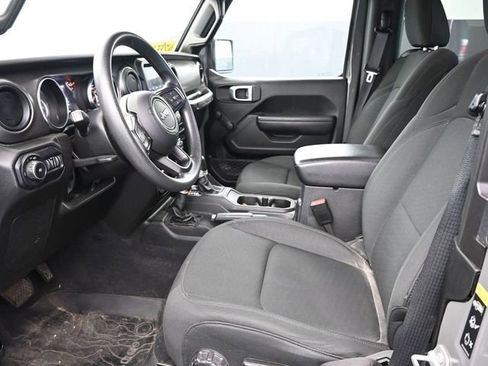 Used 2022 Jeep Wrangler Sport image 16