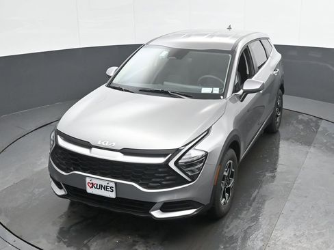 Used 2025 Kia Sportage LX image 36