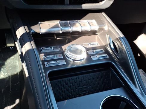 New 2026 Lincoln Nautilus Premier w/ Equipment Group 102A image 15