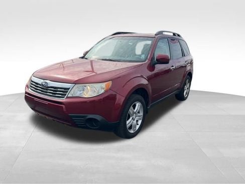 Used 2010 Subaru Forester 2.5X Premium image 3