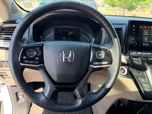 Used 2024 Honda Odyssey Touring image 17