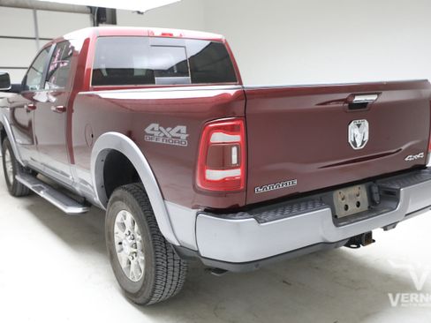 Used 2022 RAM 2500 Laramie AWD/4WD image 2
