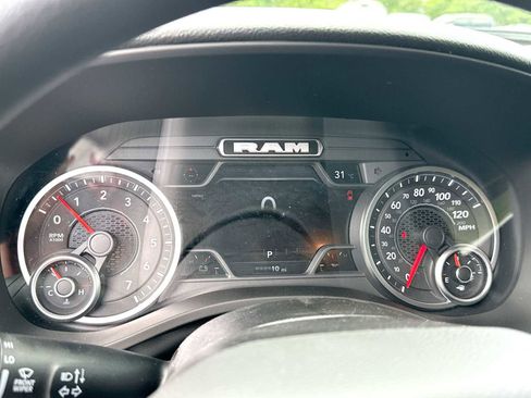 New 2026 RAM 1500 Express image 19