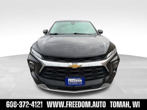 Used 2025 Chevrolet Blazer LT AWD/4WD image 8