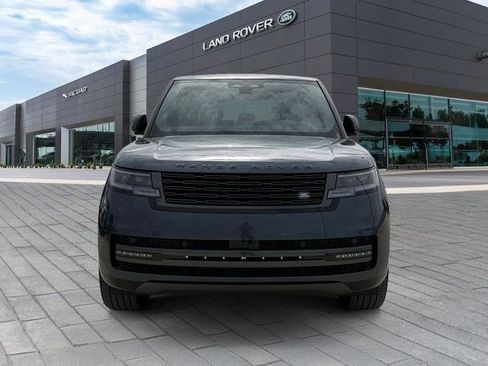 New 2026 Land Rover Range Rover Long Wheelbase SE AWD/4WD image 8