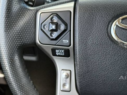 Used 2017 Toyota 4Runner SR5 RWD image 15