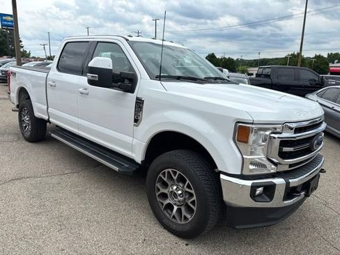 Used 2021 Ford F250 Lariat w/ Lariat Value Package AWD/4WD image 3