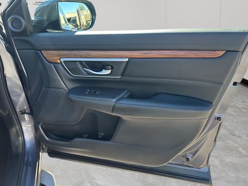 Used 2022 Honda CR-V Touring image 13