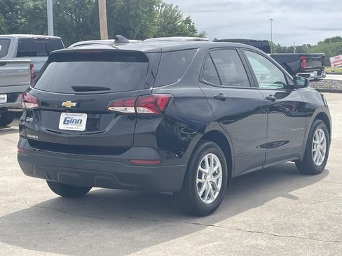 Used 2024 Chevrolet Equinox LS w/ LS Convenience Package FWD image 4