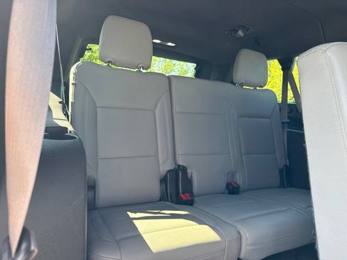 Used 2024 Chevrolet Suburban LT AWD/4WD image 14