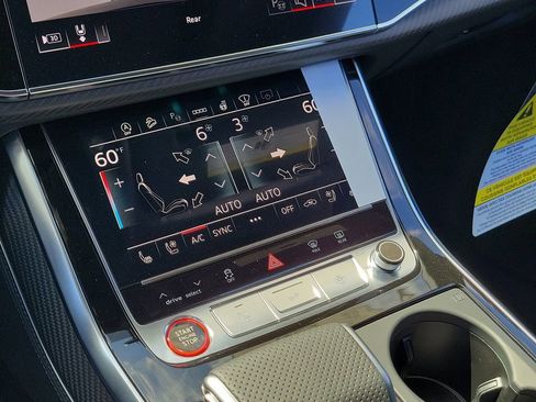 New 2026 Audi RS Q8 performance image 13