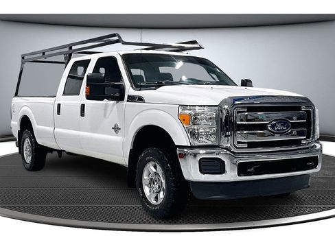 Used 2016 Ford F250 XLT image 2
