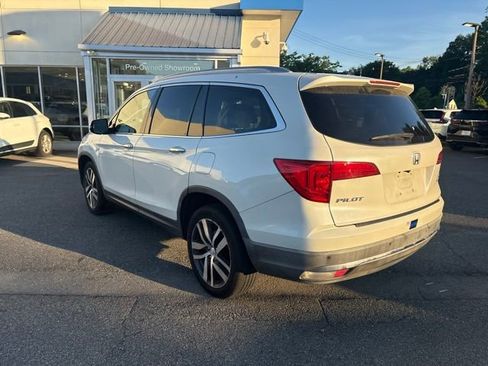 Used 2017 Honda Pilot Elite image 7